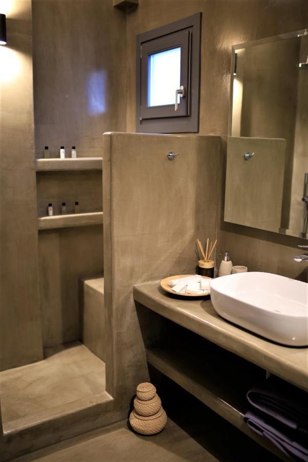 Éxo Goniá A Lux Villas Santorini מראה חיצוני תמונה